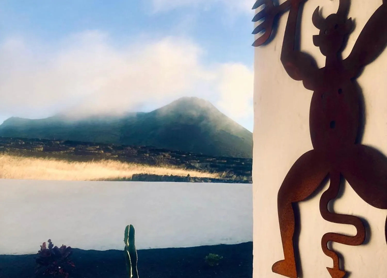 Casita Volcan Lanzarote contacts